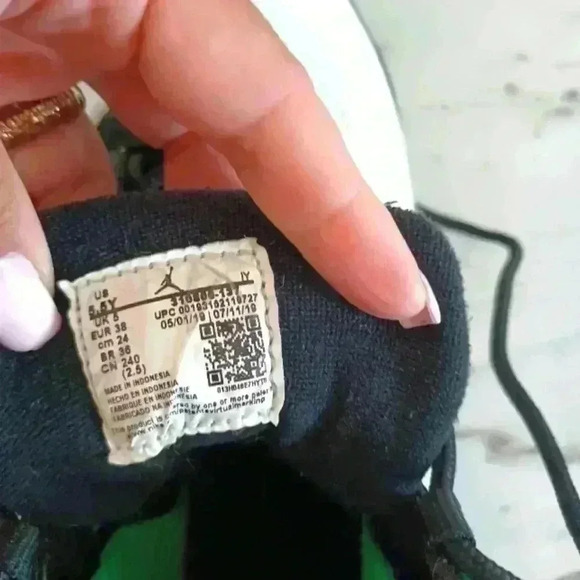 Nike Air Jordan 10 White Ans Green Retro Seattle Shoe 5.5Y 7W - Picture 13 of 16